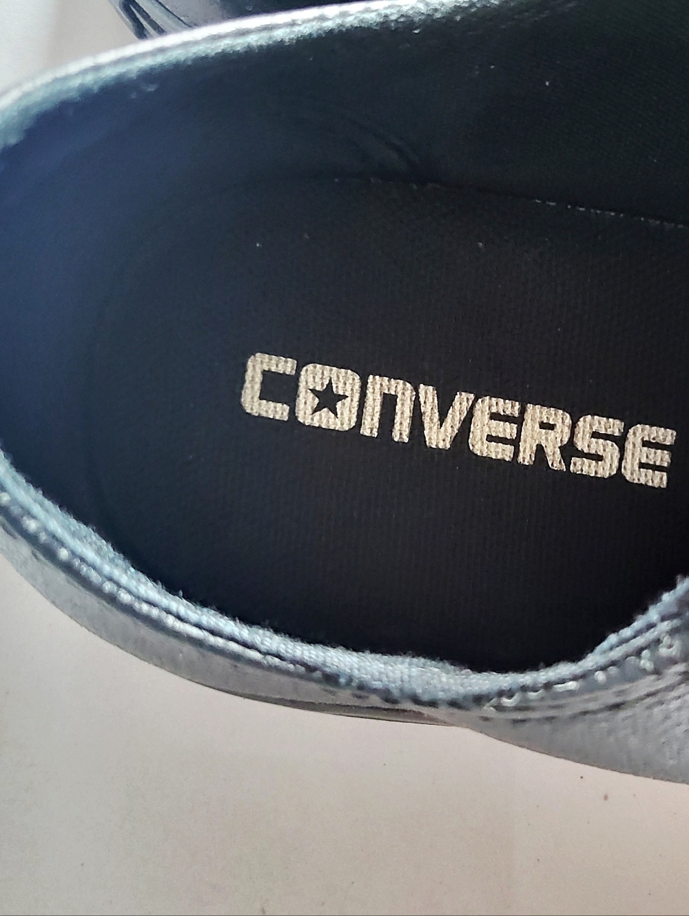 Converse Black Low-Top Leather Sneakers - Picture 4 of 7